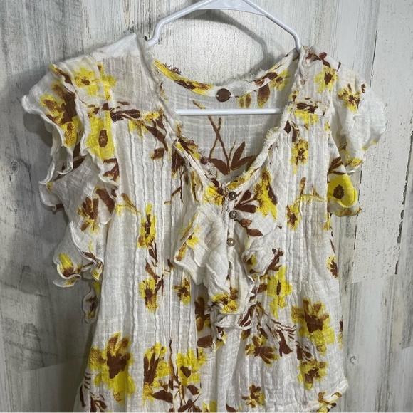 Free People Naya Ruffle Floral Blouse Ivory Short Sleeve Top size S Boho Cottage - Picture 11 of 11